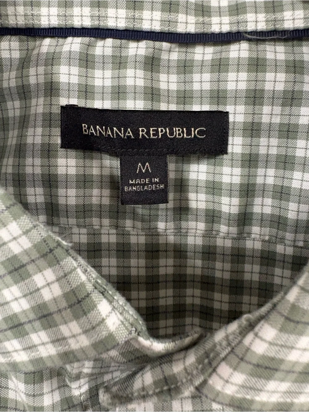 Banana Republic Men’s Button Down Long Sleeve Shirt Green & White Gingham Size M